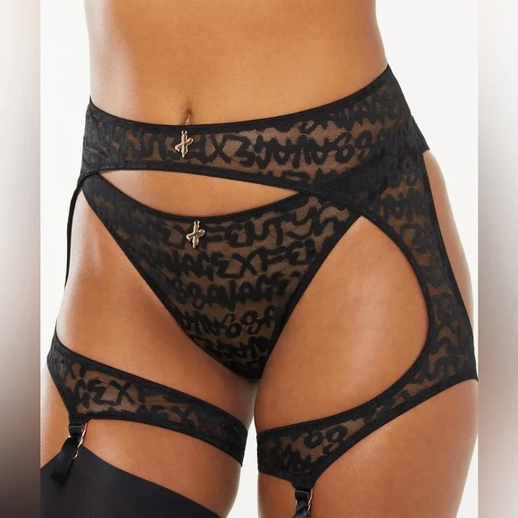 Savage X Fenty | Intimates & Sleepwear | Nwt Savage X Fenty Tagged Garter  Belt L Black | Poshmark